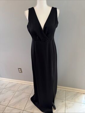 little black dress with beige shoes Jules main image 1